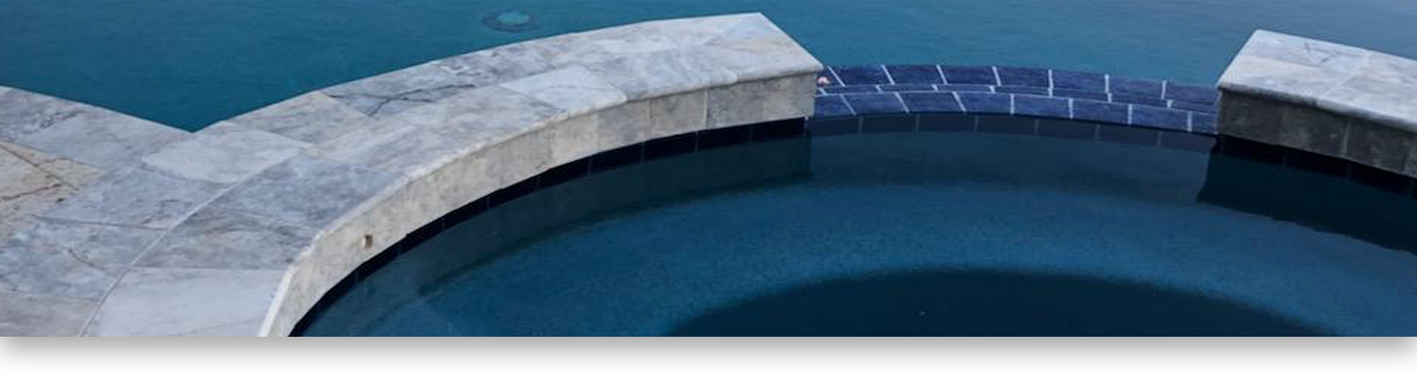 Universal Hardscape Supplies - Travertine silver pool edge